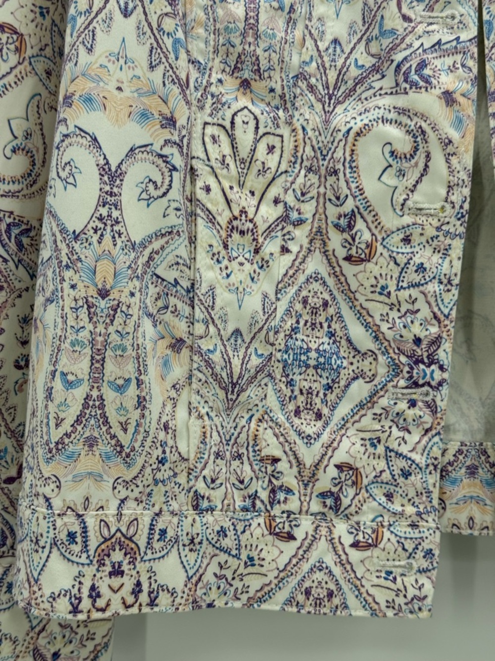 Chico’s Sateen Jean Jacket Paisley Print Button Front Stretch Jean Jacket Boho - Picture 6 of 12